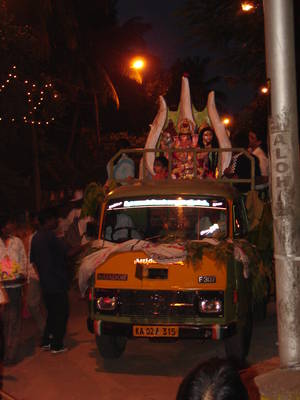 Arrivée de gros Ganesh